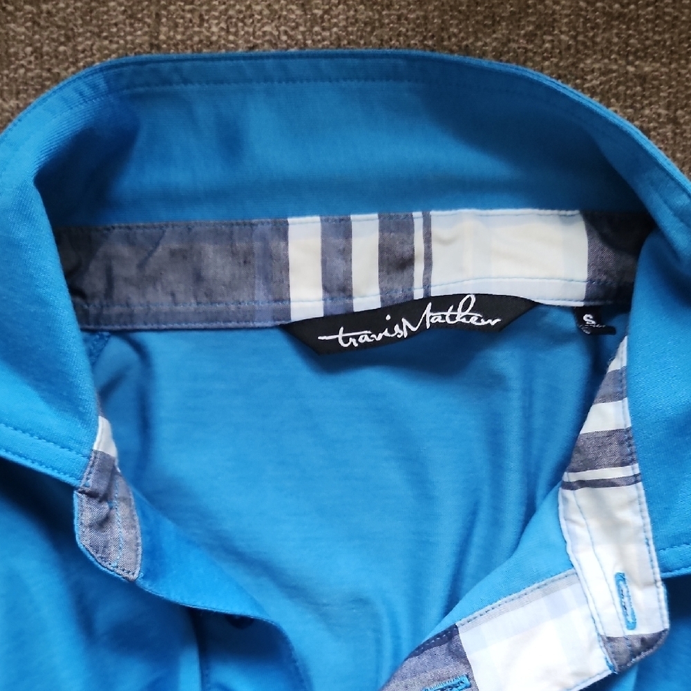 Travis Mathew Vibrant Blue Performance Polo Shirt Men’s Small Golf Short Sleeve - Picture 6 of 10